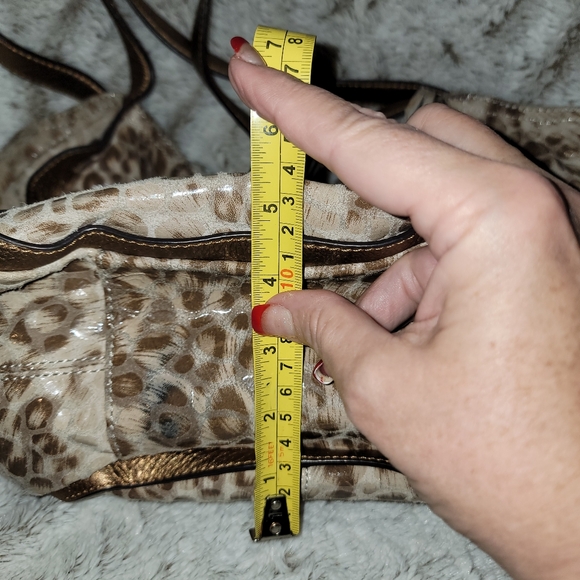 B. Makowsky animal print bag. - Picture 12 of 13